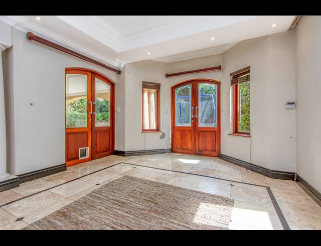 4 BEDROOM HOUSE FOR SALE IN BRYANSTON